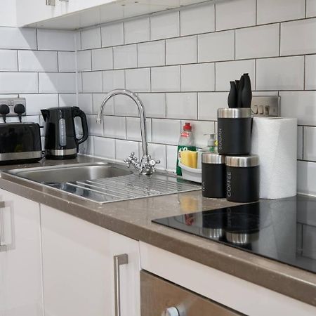 Modern Central Apartment - City Centre - Fast Wifi - Near Utilitia Arena & Icc Birmingham Extérieur photo