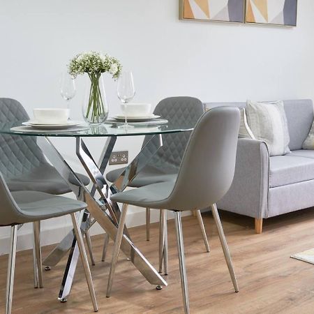 Modern Central Apartment - City Centre - Fast Wifi - Near Utilitia Arena & Icc Birmingham Extérieur photo